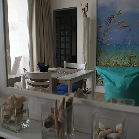 Le Lavandou De Panne
